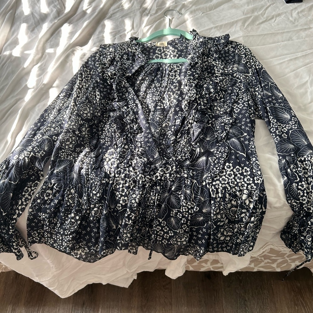 Size 1 warm brand TOP AND BOTTOM!
